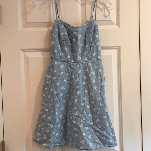 SO Dresses & Skirts - Blue and White Sundress — Small
